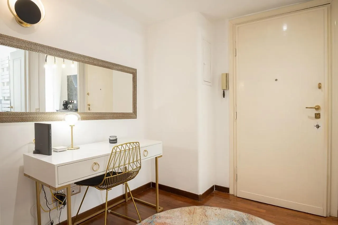 Sweeties Apartment San Giovanni Rome